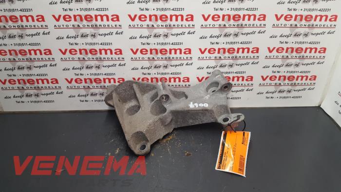 Gebrauchte Dynamostütze oben Renault Kangoo Express (FW) 1.5 dCi 90 FAP Preis € 40,00 Margenregelung angeboten von Venema Autoparts