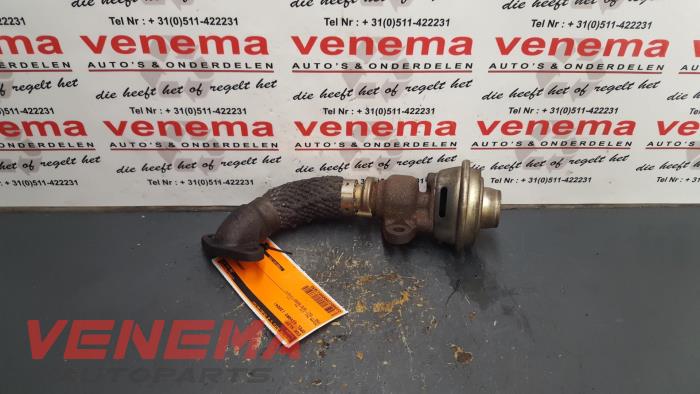 Begagnade EGR-ventil Opel Vivaro 1.9 DTI 16V Pris € 29,99 Marginaltabell erbjuds av Venema Autoparts