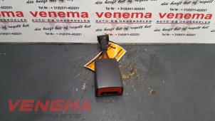Used Rear seatbelt buckle, right Opel Astra H SW (L35) 1.9 CDTi 100 Price € 15,00 Margin scheme offered by Venema Autoparts
