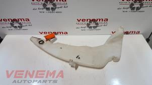 Used Front windscreen washer reservoir Ford Transit Connect 1.8 TDCi 90 Price € 20,00 Margin scheme offered by Venema Autoparts