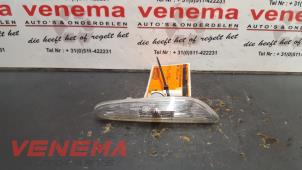Used Front wing indicator, right BMW 1 serie (E88) 118i 16V Price € 9,99 Margin scheme offered by Venema Autoparts