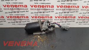 Used Front wiper motor Renault Kangoo Express (FC) 1.9 D 65 Price € 24,99 Margin scheme offered by Venema Autoparts