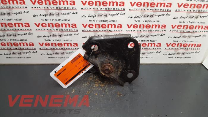 Used Engine mount Ford Fiesta 5 (JD/JH) 1.3 Price € 19,99 Margin scheme offered by Venema Autoparts