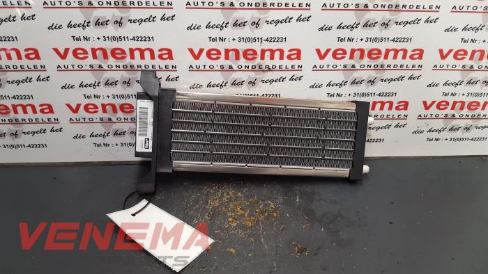 Begagnade Värmeelement Audi A4 (B7) 2.0 TDI 16V Pris € 50,00 Marginaltabell erbjuds av Venema Autoparts