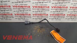 Usados Sensor de árbol de levas Volkswagen Polo V (6R) 1.2 TDI 12V BlueMotion Precio € 15,00 Norma de margen ofrecido por Venema Autoparts