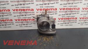 Używane Przepustnica Renault Megane II (BM/CM) 2.0 16V Cena € 19,99 Procedura marży oferowane przez Venema Autoparts
