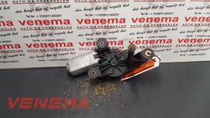 Usados Motor de limpiaparabrisas detrás Fiat Punto II (188) 1.2 60 S 3-Drs. Precio € 17,49 Norma de margen ofrecido por Venema Autoparts