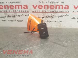 Used Electric window switch Ford Mondeo IV Wagon 2.0 TDCi 115 16V Price € 9,95 Margin scheme offered by Venema Autoparts
