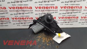 Usagé Moteur essuie-glace arrière Renault Scénic I (JA) 1.9 dCi Prix € 19,99 Règlement à la marge proposé par Venema Autoparts