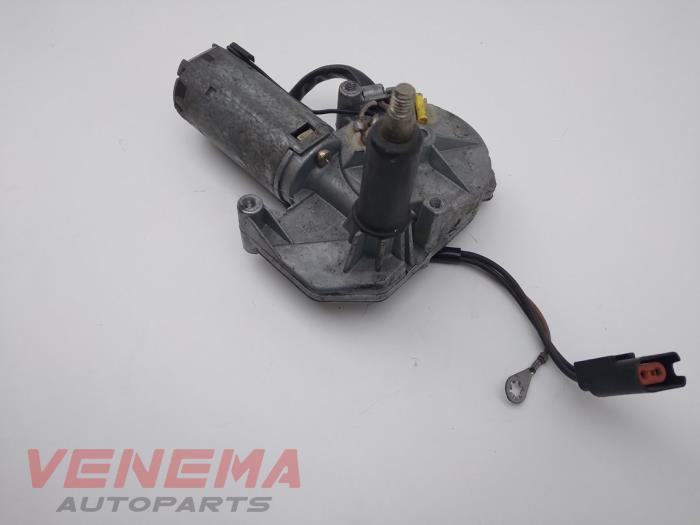 Rear wiper motor from a Ford Escort 5 (AAL/ABL) 1.4 GT,CLX (EEC 15.05) 1994