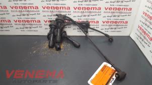 Usados Juego de cables de bujías Hyundai i10 (F5) 1.2i 16V Precio € 30,00 Norma de margen ofrecido por Venema Autoparts