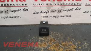 Used Switch Opel Vectra B (36) 1.8 16V Ecotec Price € 7,00 Margin scheme offered by Venema Autoparts