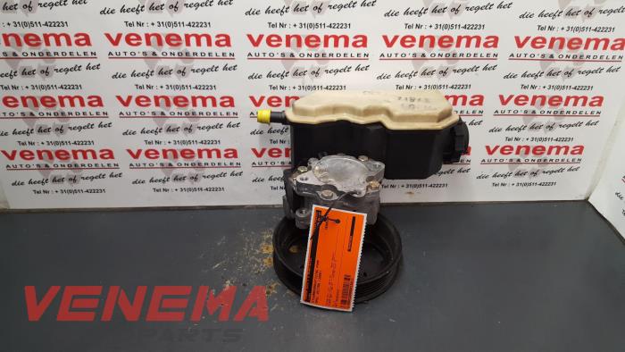 Usagé Pompe de direction Opel Vectra B (36) 1.8 16V Ecotec Prix € 50,00 Règlement à la marge proposé par Venema Autoparts