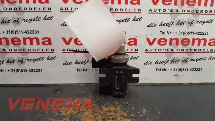 Turbo relief valve from a Opel Corsa C (F08/68) 1.7 DTI 16V 2001