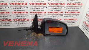 Usados Retrovisor externo derecha Opel Meriva Mk.I 1.8 16V Precio € 40,00 Norma de margen ofrecido por Venema Autoparts