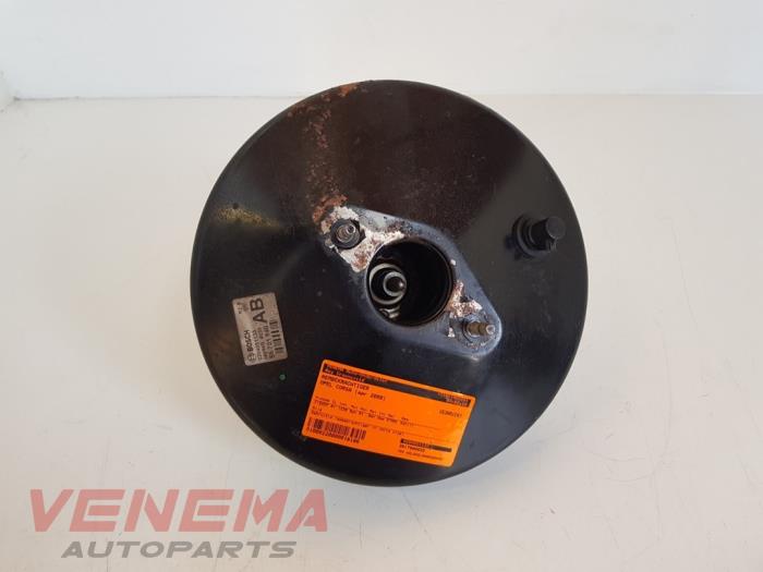 Usados Servofreno Opel Corsa D 1.2 16V Precio € 14,99 Norma de margen ofrecido por Venema Autoparts