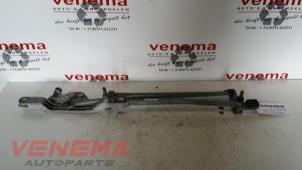 Used Wiper mechanism Ford Focus 2 Wagon 1.6 16V Price € 30,00 Margin scheme offered by Venema Autoparts