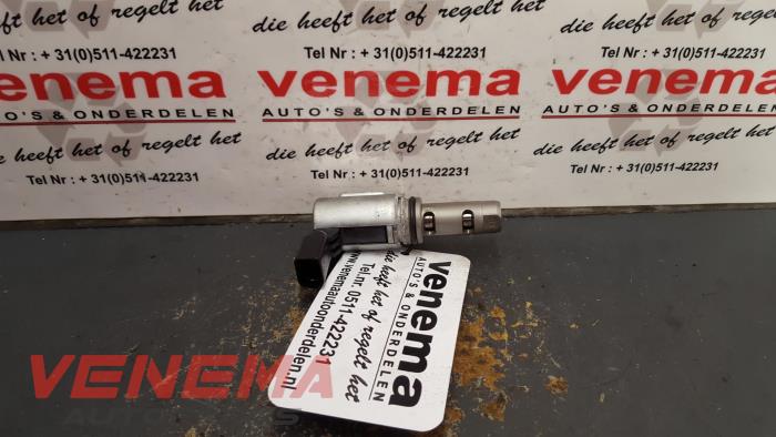 Begagnade Kamaxelsensor Volkswagen Golf VI (5K1) 1.4 TSI 160 16V Pris € 14,99 Marginaltabell erbjuds av Venema Autoparts