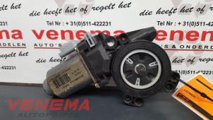 Używane Silnik szyby drzwiowej Peugeot 207 SW (WE/WU) 1.6 HDi 16V Cena € 30,00 Procedura marży oferowane przez Venema Autoparts