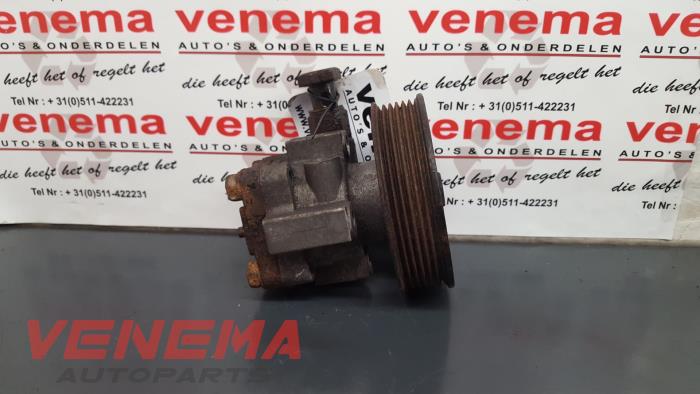Usagé Pompe de direction Hyundai Getz 1.5 CRDi 12V Prix € 55,00 Règlement à la marge proposé par Venema Autoparts