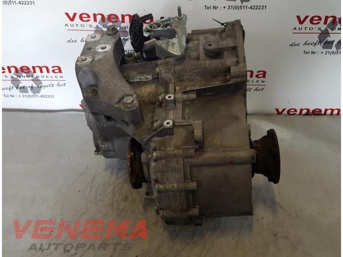Gearbox Volkswagen Golf V 2.0 TDI DPF - 02Q300042S BMM JLU