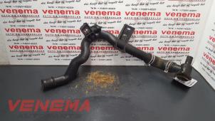 Usagé Tube d'eau Peugeot 207/207+ (WA/WC/WM) 1.6 16V Prix € 30,00 Règlement à la marge proposé par Venema Autoparts