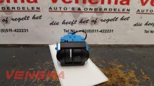 Used AIH headlight switch Volkswagen Touareg (7LA/7L6) 3.0 TDI V6 24V Price € 15,00 Margin scheme offered by Venema Autoparts