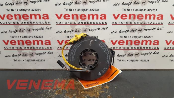 Airbag clock spring from a Opel Astra G (F08/48) 1.6 16V 2002
