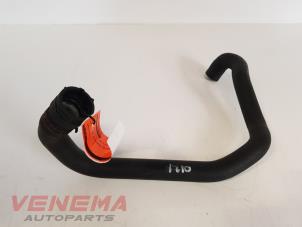 Usagé Tuyau radiateur Volkswagen Passat Variant (3C5) 2.0 TDI 140 Prix € 19,99 Règlement à la marge proposé par Venema Autoparts