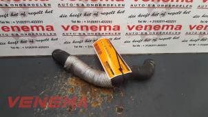 Usagé Tuyau radiateur Volkswagen Passat Variant (3C5) 2.0 TDI 140 Prix € 10,00 Règlement à la marge proposé par Venema Autoparts