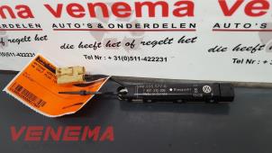 Used Antenna Amplifier Volkswagen Golf Plus (5M1/1KP) 1.9 TDI 105 Price € 10,00 Margin scheme offered by Venema Autoparts