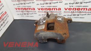 Usagé Etrier de frein (pince) avant droit Peugeot 207 CC (WB) 1.6 16V THP Prix € 50,00 Règlement à la marge proposé par Venema Autoparts