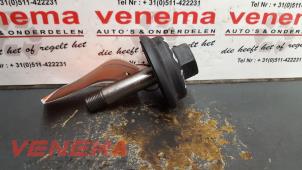 Używane Pokrywa filtra oleju Volkswagen Golf V (1K1) 1.9 TDI Cena € 30,00 Procedura marży oferowane przez Venema Autoparts