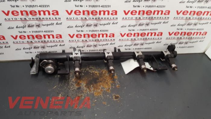 Usagé Système d'injection Ford B-Max (JK8) 1.4 16V Prix € 115,00 Règlement à la marge proposé par Venema Autoparts