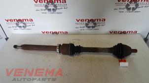 Used Front drive shaft, right Ford Focus C-Max 1.6 TDCi 16V Euro III Kat. Price € 22,99 Margin scheme offered by Venema Autoparts