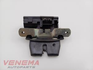 Gebrauchte Schließmechanik Heckklappe Ford B-Max (JK8) 1.4 16V Preis € 19,99 Margenregelung angeboten von Venema Autoparts