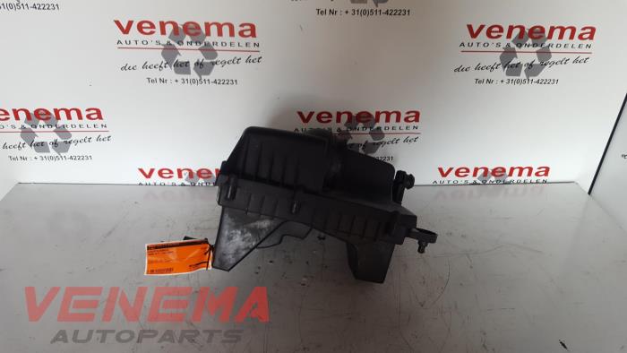 Begagnade Luftfilterhus Saab 9-3 II Sport Sedan (YS3F) 2.2 TiD 16V Pris € 50,00 Marginaltabell erbjuds av Venema Autoparts
