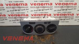 Usados Panel de control de calefacción Opel Corsa D 1.2 16V LPG Precio € 29,99 Norma de margen ofrecido por Venema Autoparts