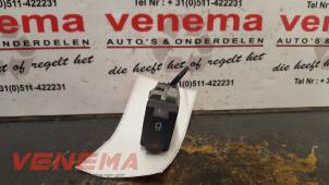 Used Central locking switch Renault Espace (JK) 1.9 dCi Price € 10,00 Margin scheme offered by Venema Autoparts
