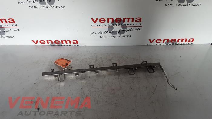 Usagé Système d'injection BMW X5 (E53) 3.0 24V Prix € 100,00 Règlement à la marge proposé par Venema Autoparts
