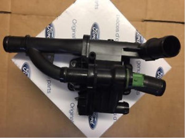 New Ford Focus Thermostat housing 2078986 Wolf Demontagebedrijf