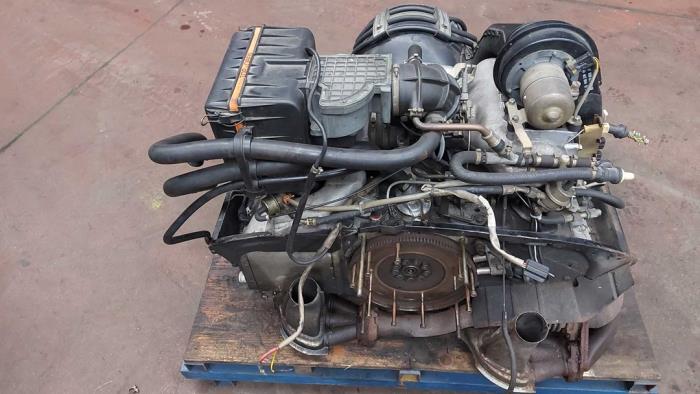 Gebrauchte Motor Porsche 911 3.2 Carrera Preis auf Anfrage angeboten von N Kossen Autorecycling BV