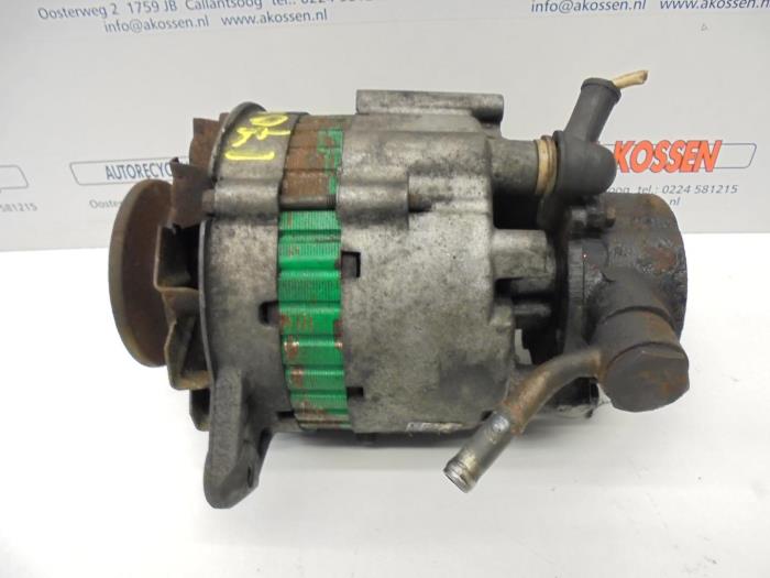 Begagnade Dynamo Hyundai H-100 2.5 Diesel Pris på förfrågan erbjuds av N Kossen Autorecycling BV