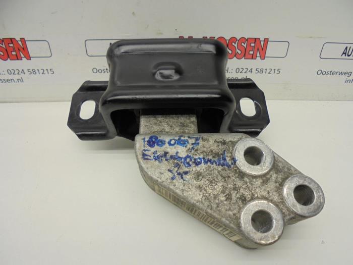 Engine mount from a Smart Fortwo Coupé (451.3) Electric Drive 2014