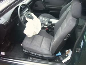 Używane Zestaw powlok (kompletny) BMW 3 serie Compact (E36/5) 316i Cena na żądanie oferowane przez N Kossen Autorecycling BV