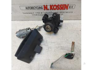 Used Set of cylinder locks (complete) BMW 5 serie (E60) 525d 24V Price on request offered by N Kossen Autorecycling BV
