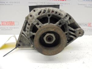 Dynamo van een Renault Kangoo (KC) 1.4 1998