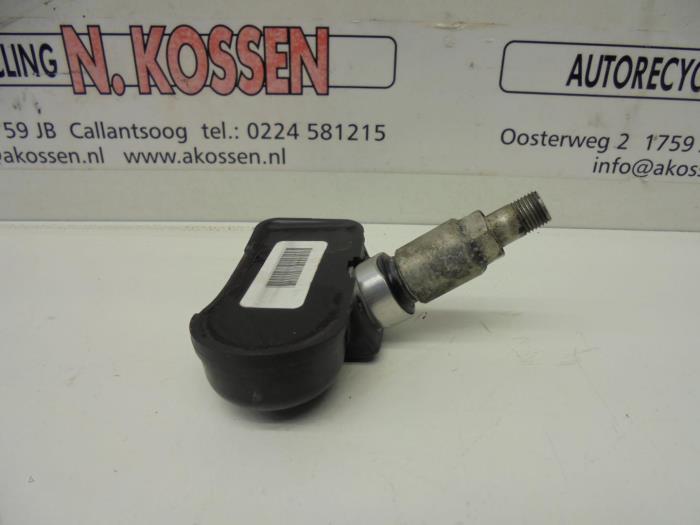 Däcktryckssensor från en Smart Fortwo Coupé (451.3) Electric Drive 2014
