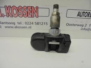 Used Tyre pressure sensor Smart Fortwo Coupé (451.3) Electric Drive Price on request offered by N Kossen Autorecycling BV