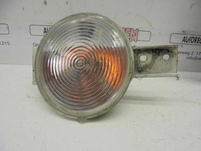 Side light, left from a Mini Cooper 2003